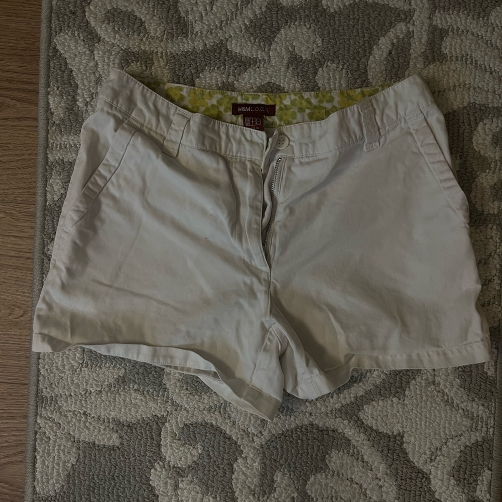 H&M White Bermuda Shorts Casual Cotton Blend